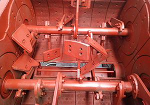 JS1500混凝土攪拌機(jī)(圖1) JS1500混凝土攪拌機(jī)(圖1)