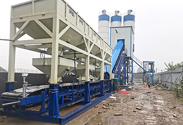 4方混凝土攪拌車(chē)(圖4) 4方混凝土攪拌車(chē)(圖4)